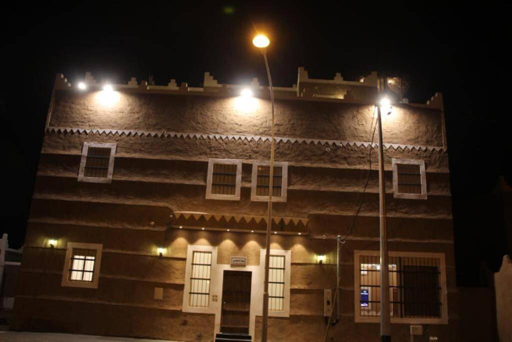 بيت السليمي التراثي Apartamento Shaqra Exterior foto